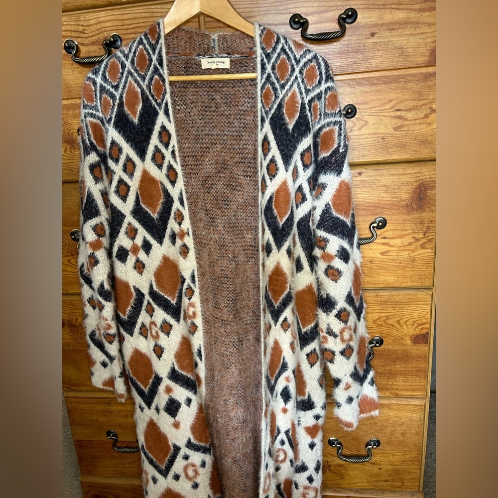 Patterned Cardigan​